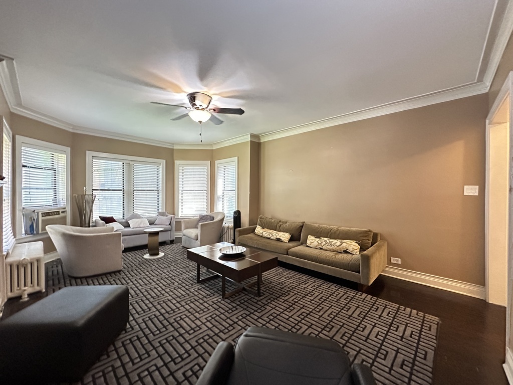 6424 North Magnolia Avenue, Unit 1 Chicago, IL 60626 - Photo 10 of 19