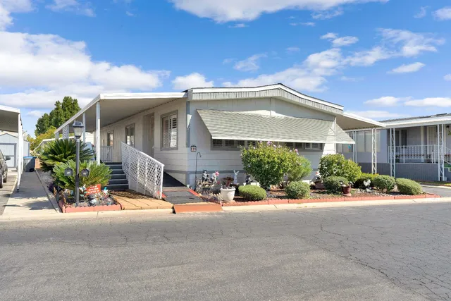 $120,000 | 371 Bethel Avenue, Unit 99, Sanger, CA 93657