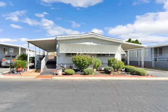 $120,000 | 371 Bethel Avenue, Unit 99, Sanger, CA 93657