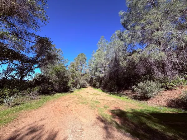 $200,000 | 18 Raphael Ridge Road, Somerset, CA 95684