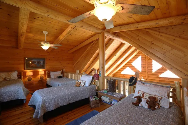 $2,050,000 | 3165 Randa Road, Orr, MN 55771