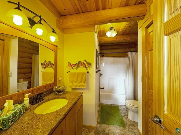 $2,050,000 | 3165 Randa Road, Orr, MN 55771