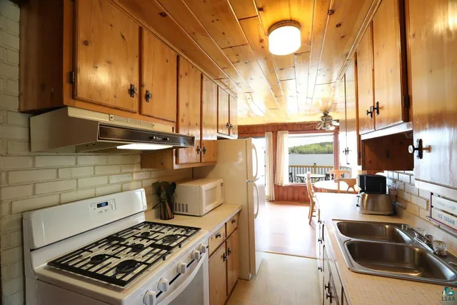 $2,050,000 | 3165 Randa Road, Orr, MN 55771