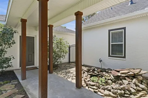 $465,000 | 3950 Lemongrass Circle North, Lake Charles, LA 70605