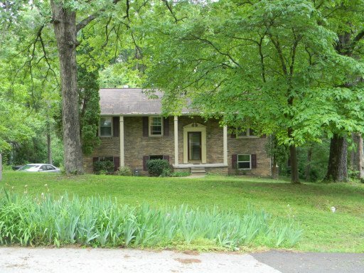 140 North Seneca Road Oak Ridge, TN 37830 - Photo 1 of 13 Primary Photo