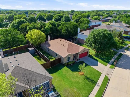 $385,000 | 7804 Seven Oaks Lane, Denton, TX 76210