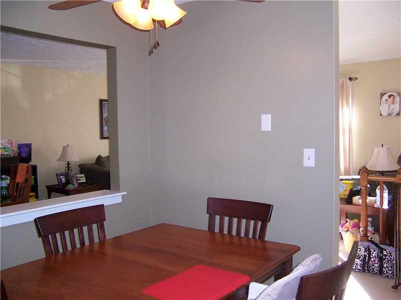 102 Holland Drive Butler, PA 16002 - Photo 5 of 25 Kitchen.