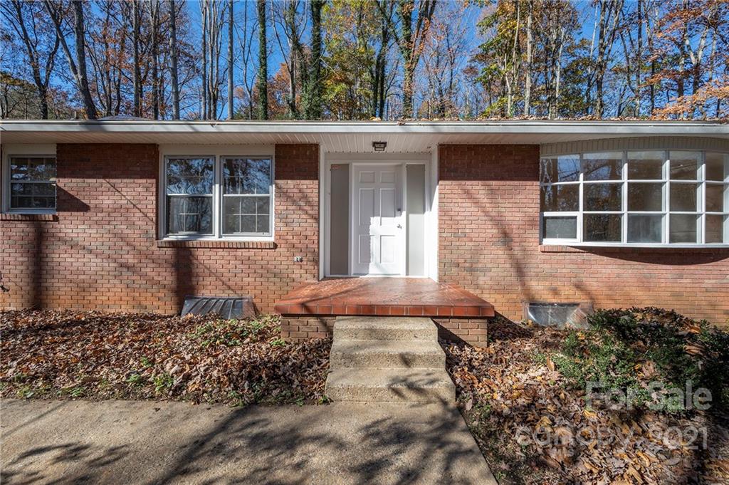 111 Overlook Road Asheville, NC 28803 - Photo 2 of 31 Gallery Image 2
