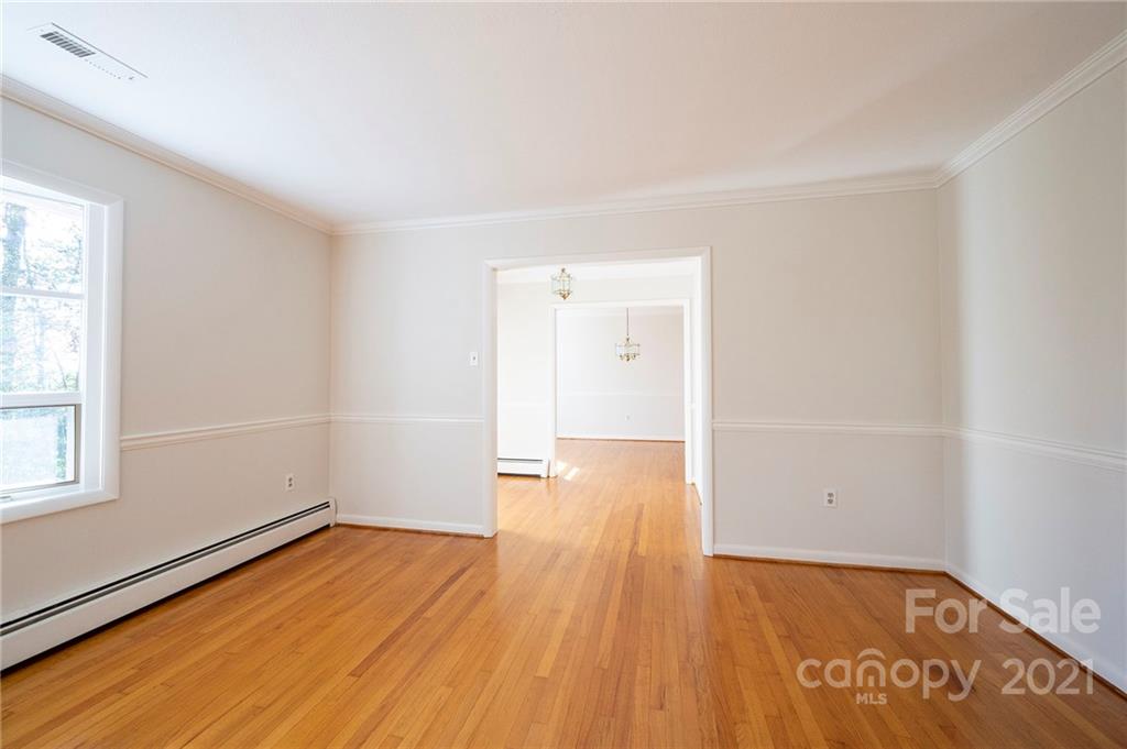 111 Overlook Road Asheville, NC 28803 - Photo 3 of 31 Gallery Image 3