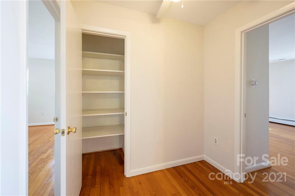 111 Overlook Road Asheville, NC 28803 - Photo 25 of 31 Gallery Image 25