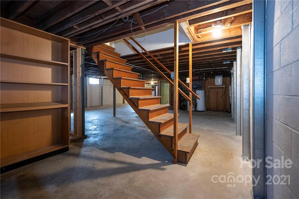 111 Overlook Road Asheville, NC 28803 - Photo 26 of 31 Gallery Image 26