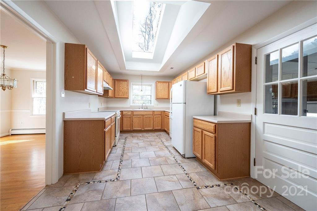 111 Overlook Road Asheville, NC 28803 - Photo 7 of 31 Gallery Image 7
