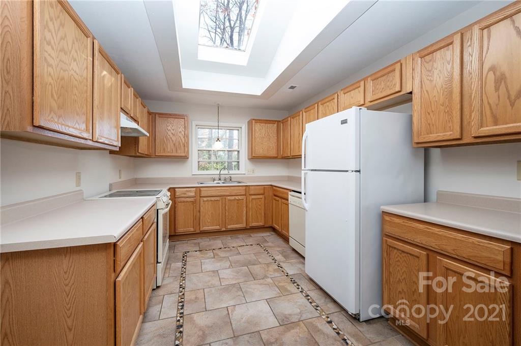 111 Overlook Road Asheville, NC 28803 - Photo 8 of 31 Gallery Image 8