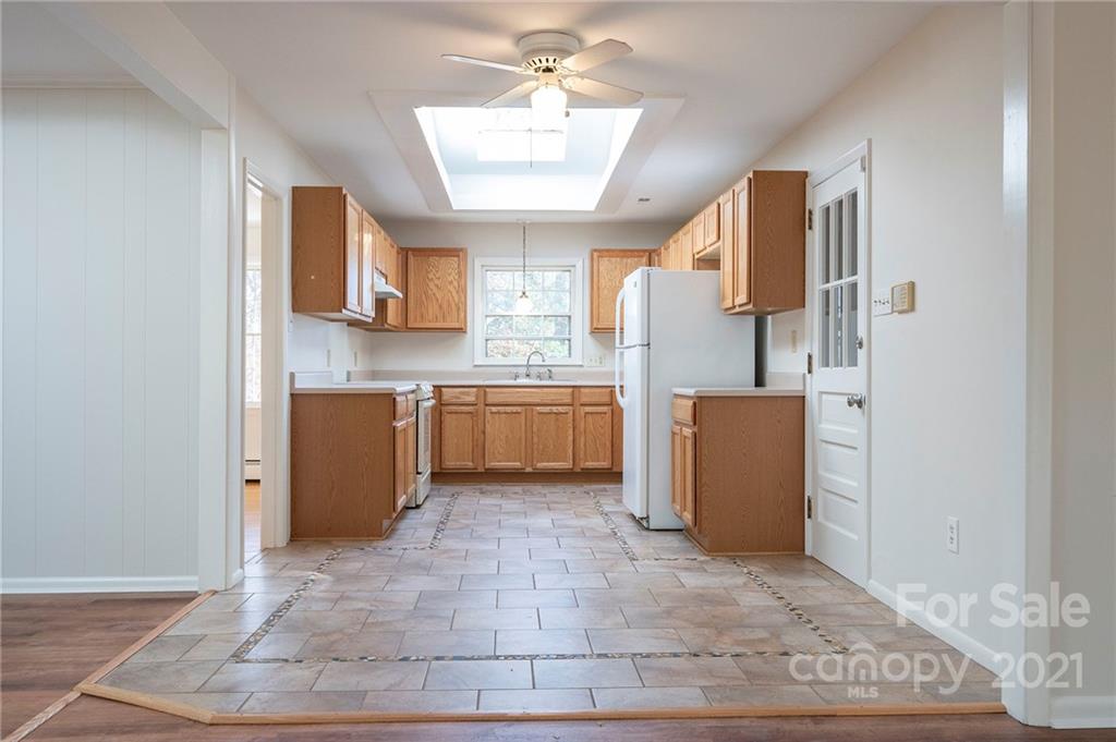 111 Overlook Road Asheville, NC 28803 - Photo 9 of 31 Gallery Image 9