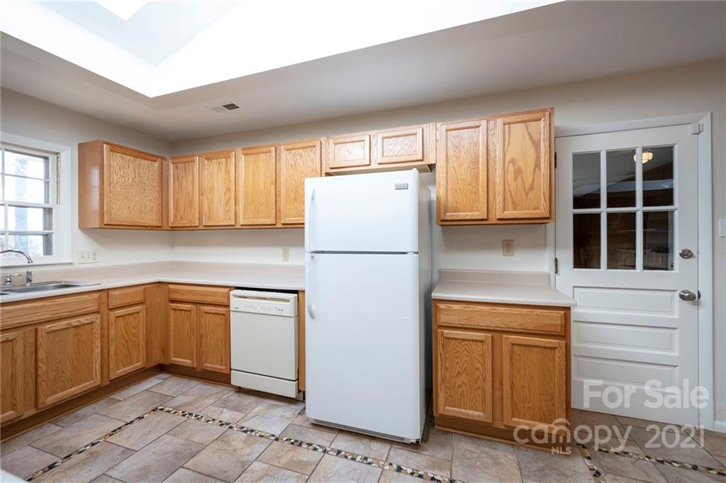 111 Overlook Road Asheville, NC 28803 - Photo 10 of 31 Gallery Image 10
