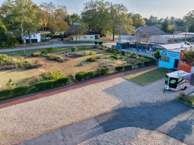 $299,900 | 17 Sparks Way, Austell, GA 30106