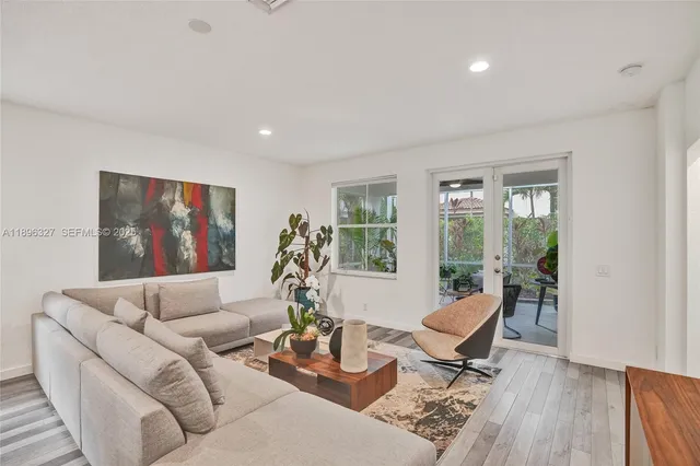 a en suite bathroom with a sink and a mirror