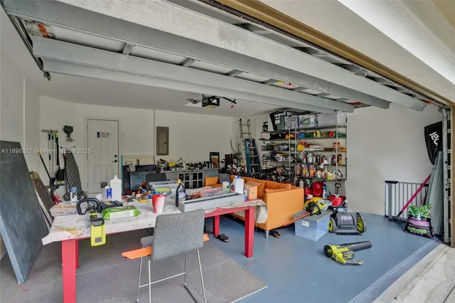 $6,000 | 1725 Winterberry Lane, Unit 1725, Weston, FL 33327