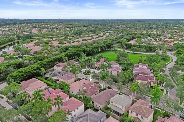 $6,000 | 1725 Winterberry Lane, Unit 1725, Weston, FL 33327