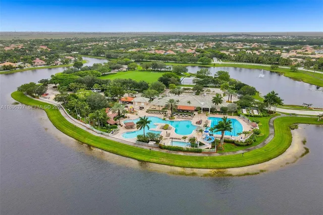 $6,000 | 1725 Winterberry Lane, Unit 1725, Weston, FL 33327