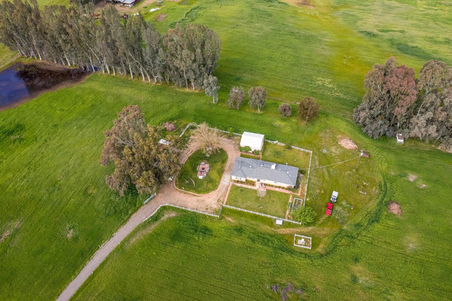 15874 Watts Valley Road Sanger, CA 93657 - Photo 14 of 24 Gallery Image 14