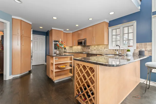 $975,000 | 1771 Stanford Court, Lake Forest, IL 60045