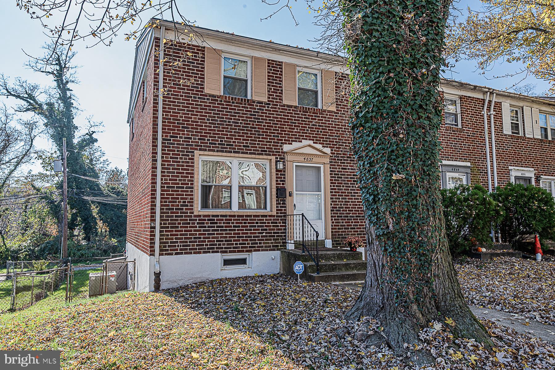 4837 Melbourne Road Baltimore, MD 21229 - Photo 1 of 29 Tons of natural sunlight