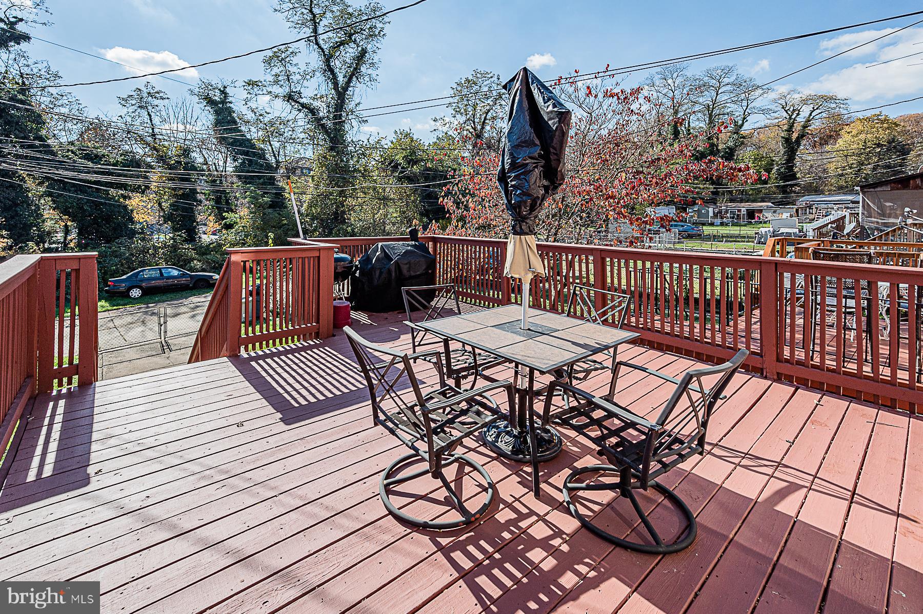 4837 Melbourne Road Baltimore, MD 21229 - Photo 27 of 29 Expansive sun-kissed deck for entertaining