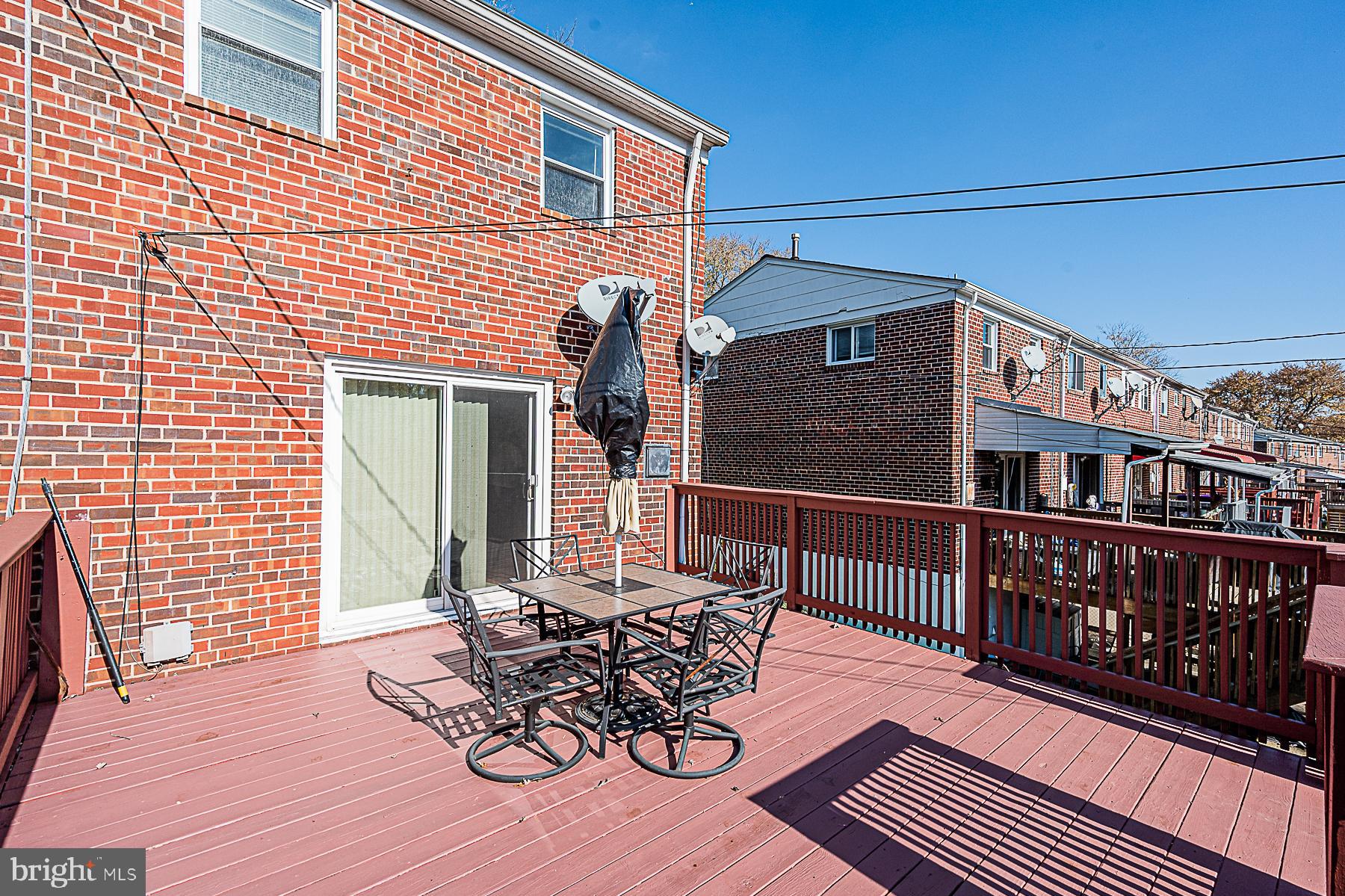 4837 Melbourne Road Baltimore, MD 21229 - Photo 28 of 29 Great space for morning brew!