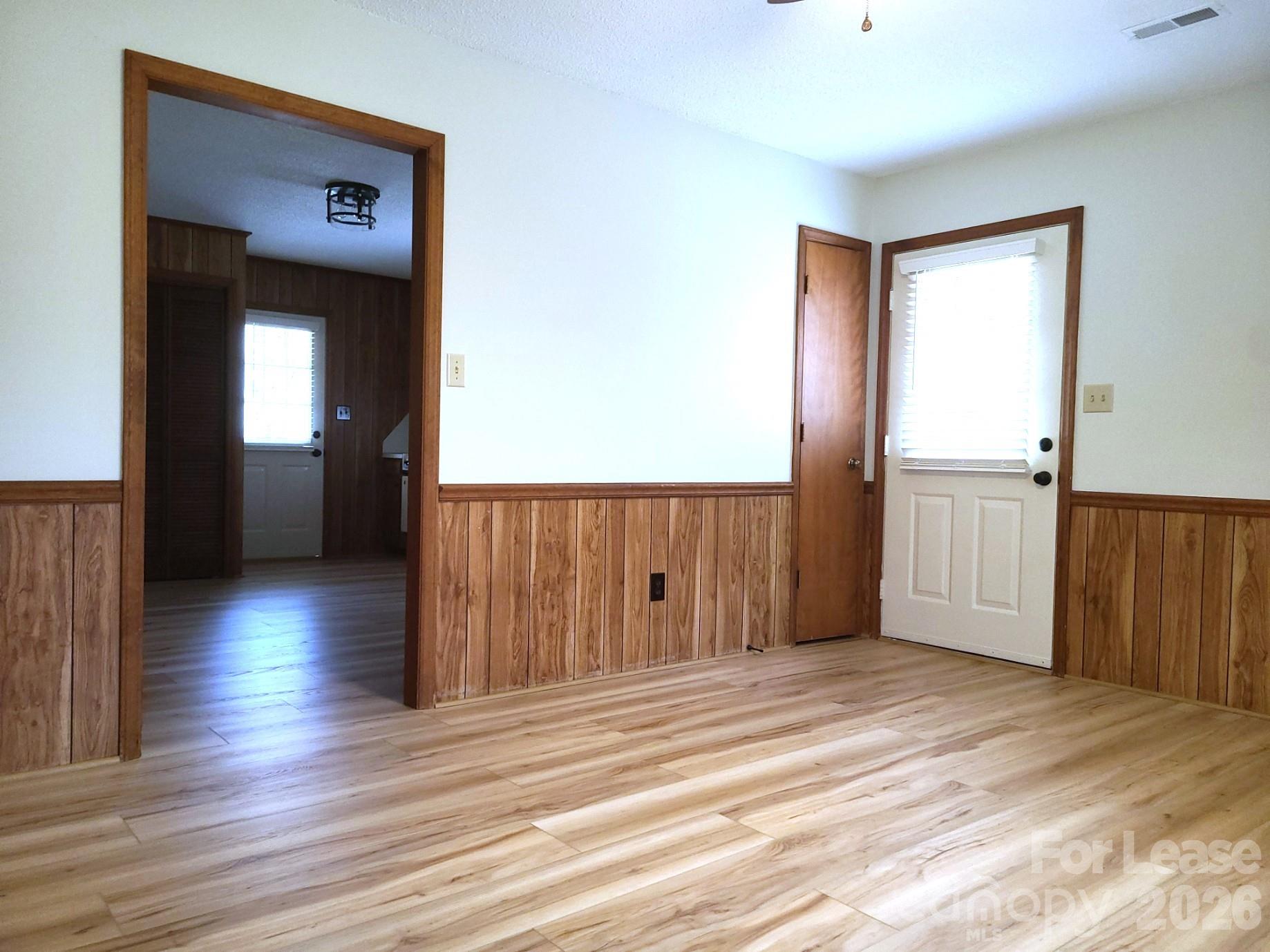 2022 Oakdale Road Charlotte, NC 28216 - Photo 5 of 13