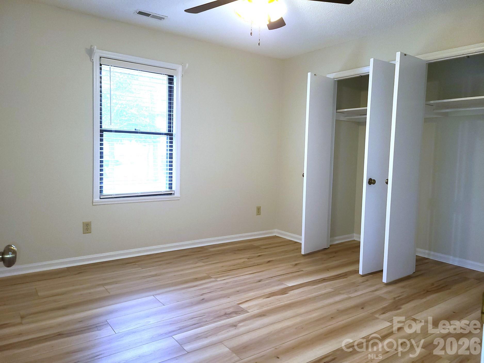 2022 Oakdale Road Charlotte, NC 28216 - Photo 8 of 13