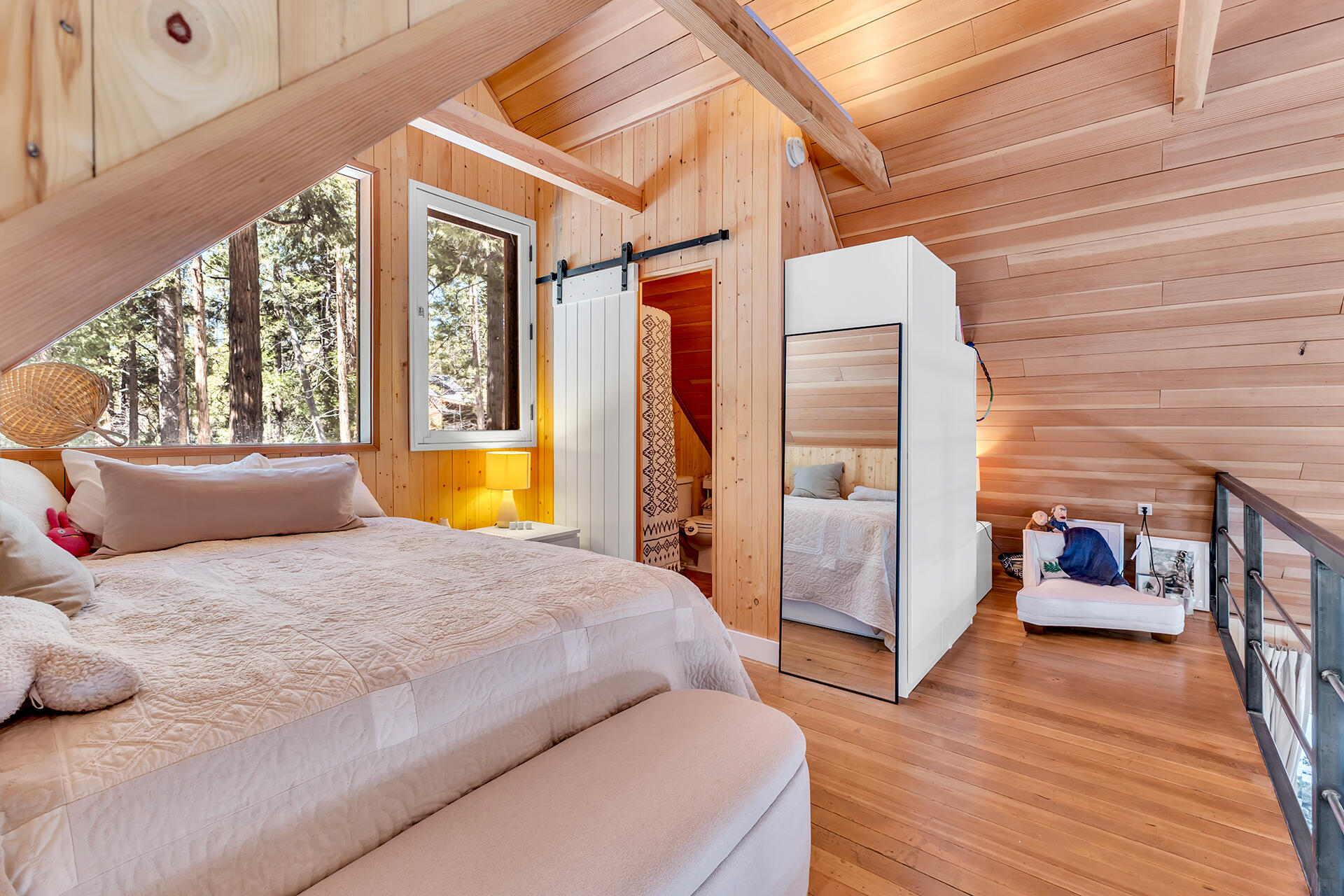 26299 Tahquitz Drive Idyllwild, CA 92549 - Photo 23 of 61 26