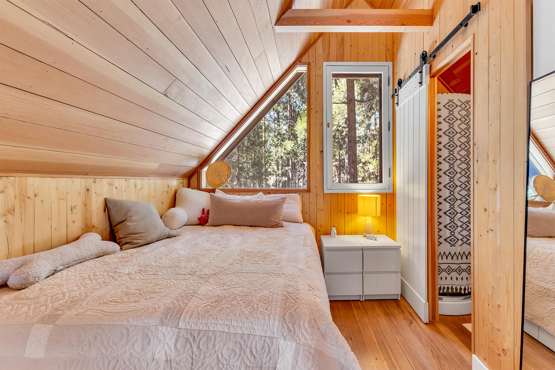 26299 Tahquitz Drive Idyllwild, CA 92549 - Photo 24 of 61 27