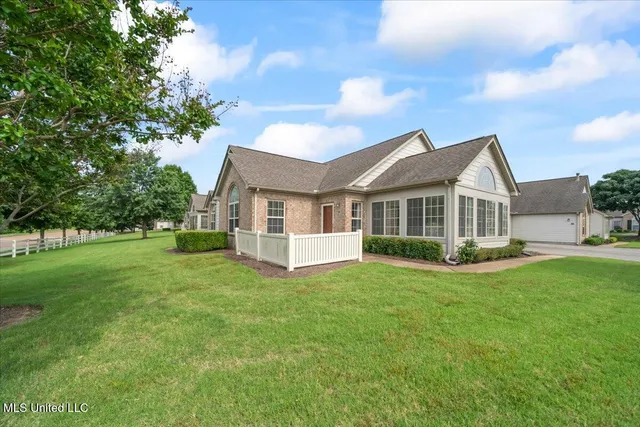 $280,000 | 8897 Parkview Oaks Circle, Olive Branch, MS 38654