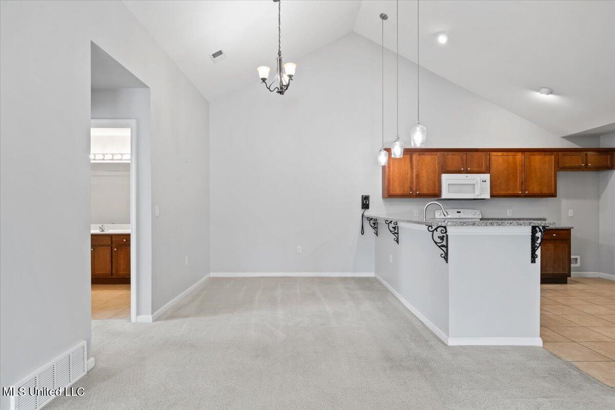 8897 Parkview Oaks Circle Olive Branch, MS 38654 - Photo 7 of 29 Dining