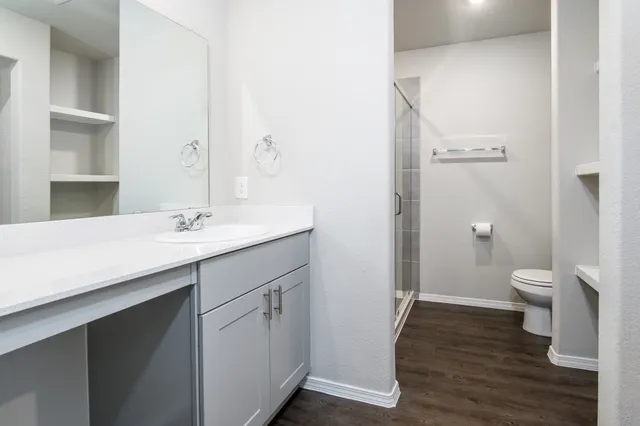 $1,750 | 11599 Lazy Oak Crk Drive, Magnolia, TX 77354