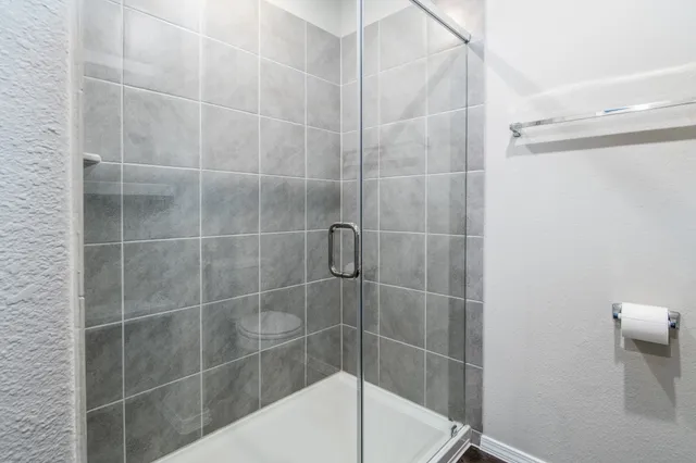 $1,750 | 11599 Lazy Oak Crk Drive, Magnolia, TX 77354