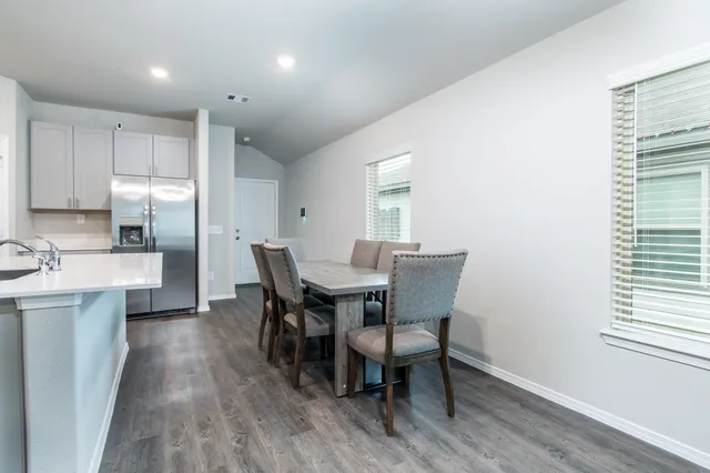 $1,750 | 11599 Lazy Oak Crk Drive, Magnolia, TX 77354