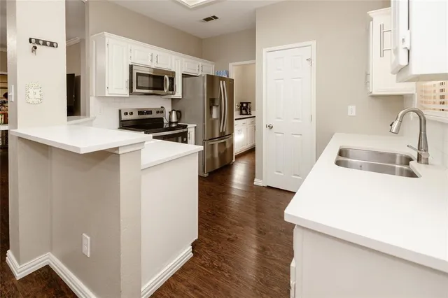 $429,900 | 2001 Woven Trail, Lewisville, TX 75067