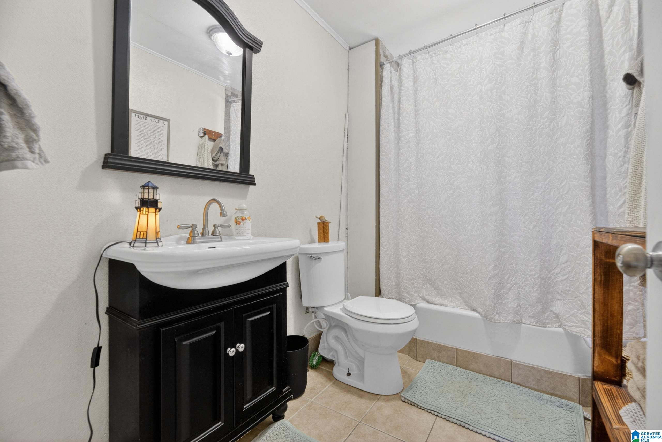 5537 Saks Road Anniston, AL 36206 - Photo 6 of 39