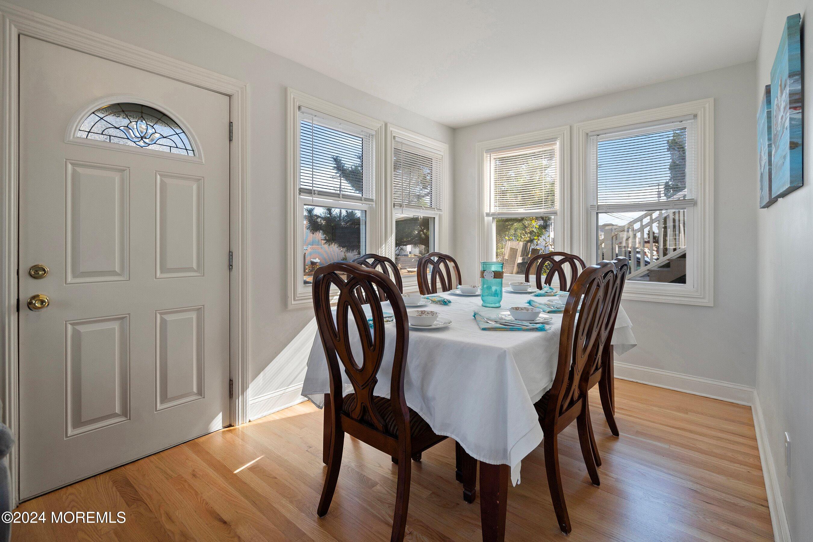 197 2nd Avenue Manasquan, NJ 08736 - Photo 6 of 30 4-Oct 2024 Foyer