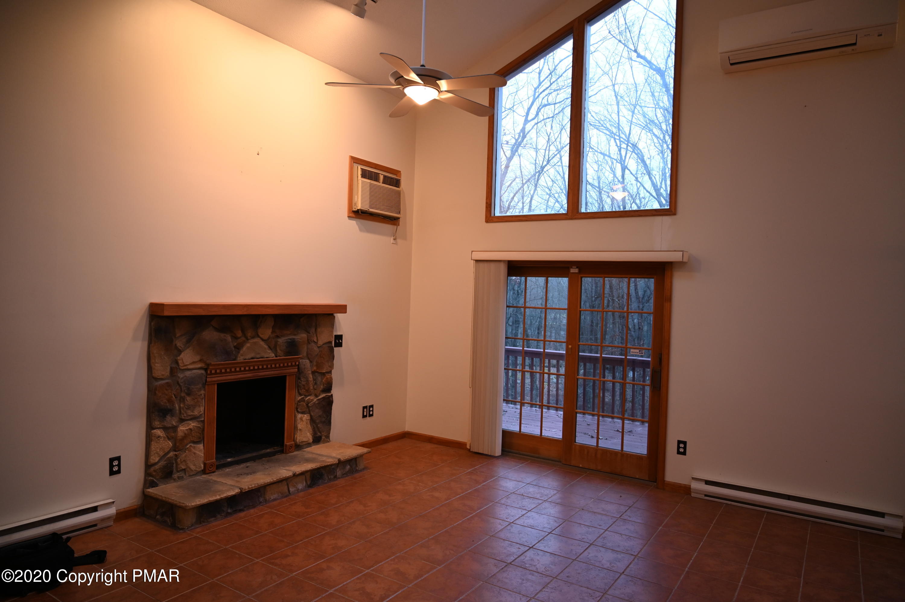 6440 Decker Road Bushkill, PA 18324 - Photo 21 of 36 DSC_0687