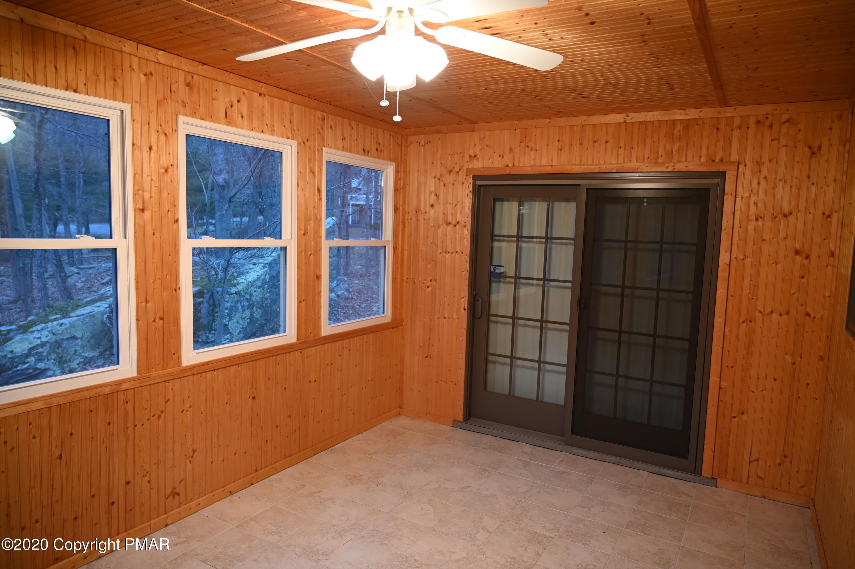 6440 Decker Road Bushkill, PA 18324 - Photo 10 of 36 DSC_0669