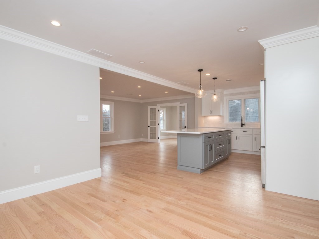 67 Bradford Road, Unit 2 Watertown, MA 02472 - Photo 11 of 42 Gallery Image 11
