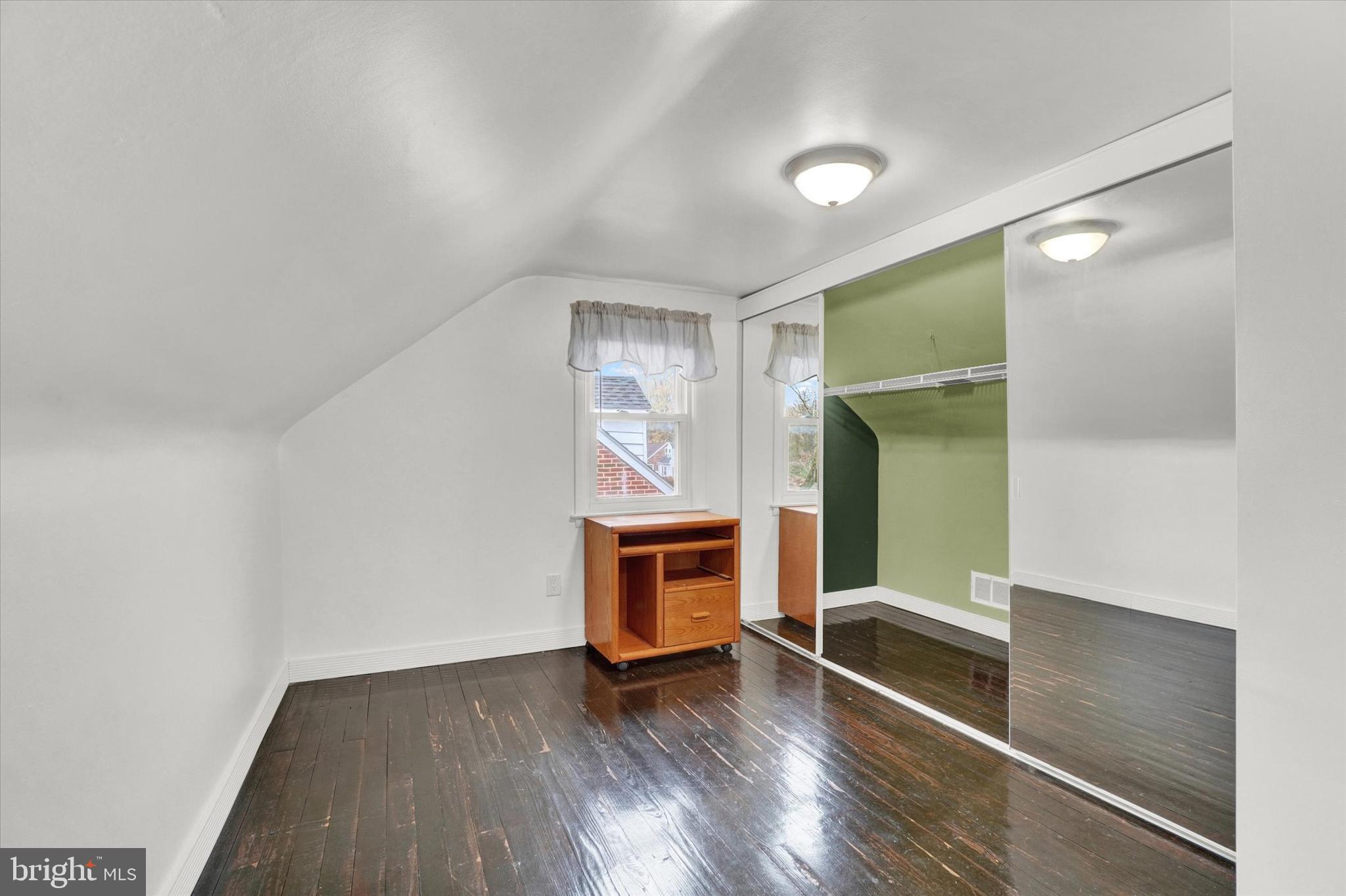 218 Wynwood Road York, PA 17402 - Photo 17 of 28 Gallery Image 17