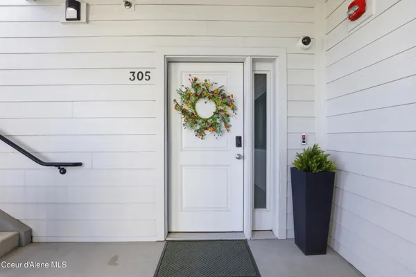 $1,250,000 | 447 West Waterside Drive, Unit 305, Post Falls, ID 83854