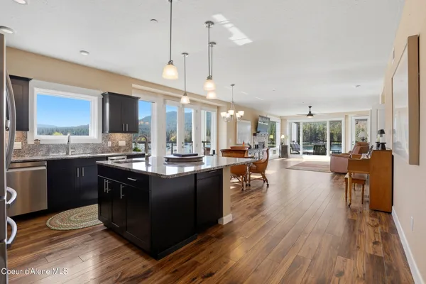 $1,250,000 | 447 West Waterside Drive, Unit 305, Post Falls, ID 83854