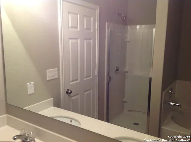 $1,750 | 3810 Misty Quail, Selma, TX 78154