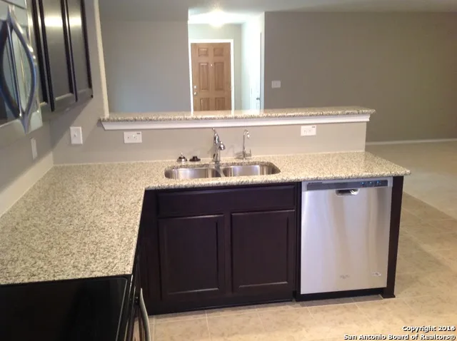 $1,750 | 3810 Misty Quail, Selma, TX 78154