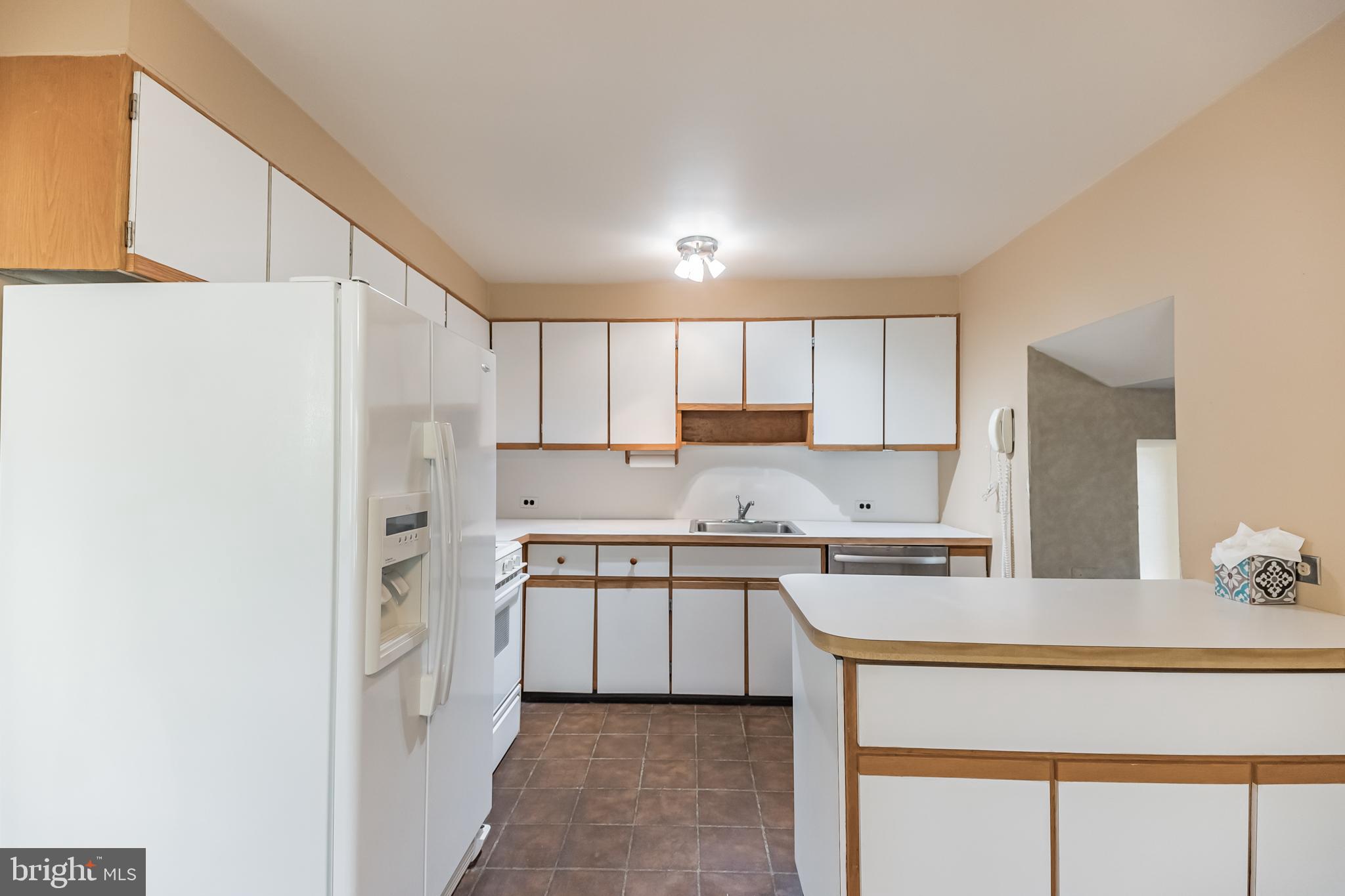 1149 Bloomdale Road Philadelphia, PA 19115 - Photo 12 of 37